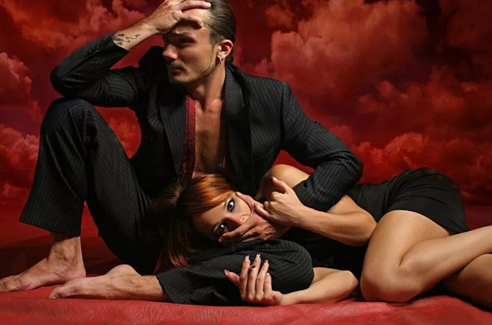 Կինը փորձում է տղամարդուն համոզել մերսել G կետը